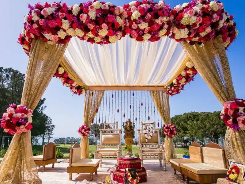 Fresh flower mandap decoration with roses and orchids in Kolkata