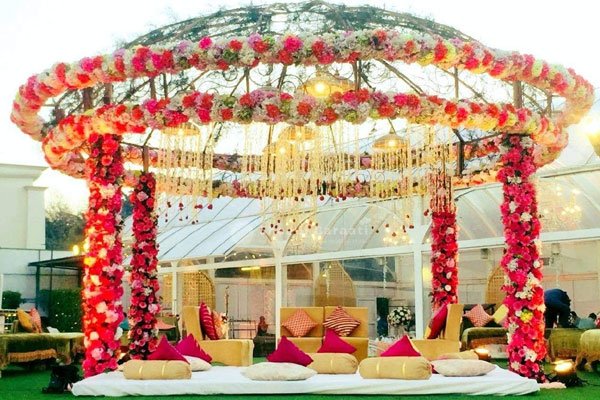 How Much Does Wedding Decoration Cost in Kolkata? | Hayat Flower Decoration Kolkata
